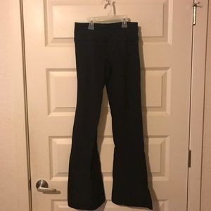 Lululemon yoga pants